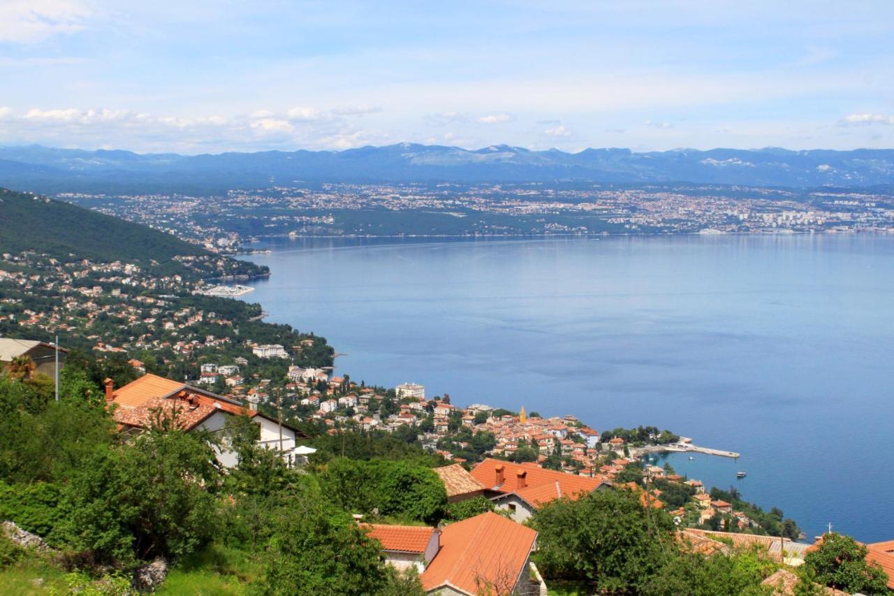 Family Friendly Apartments With A Swimming Pool Lovran, Opatija - 14178 ภายนอก รูปภาพ