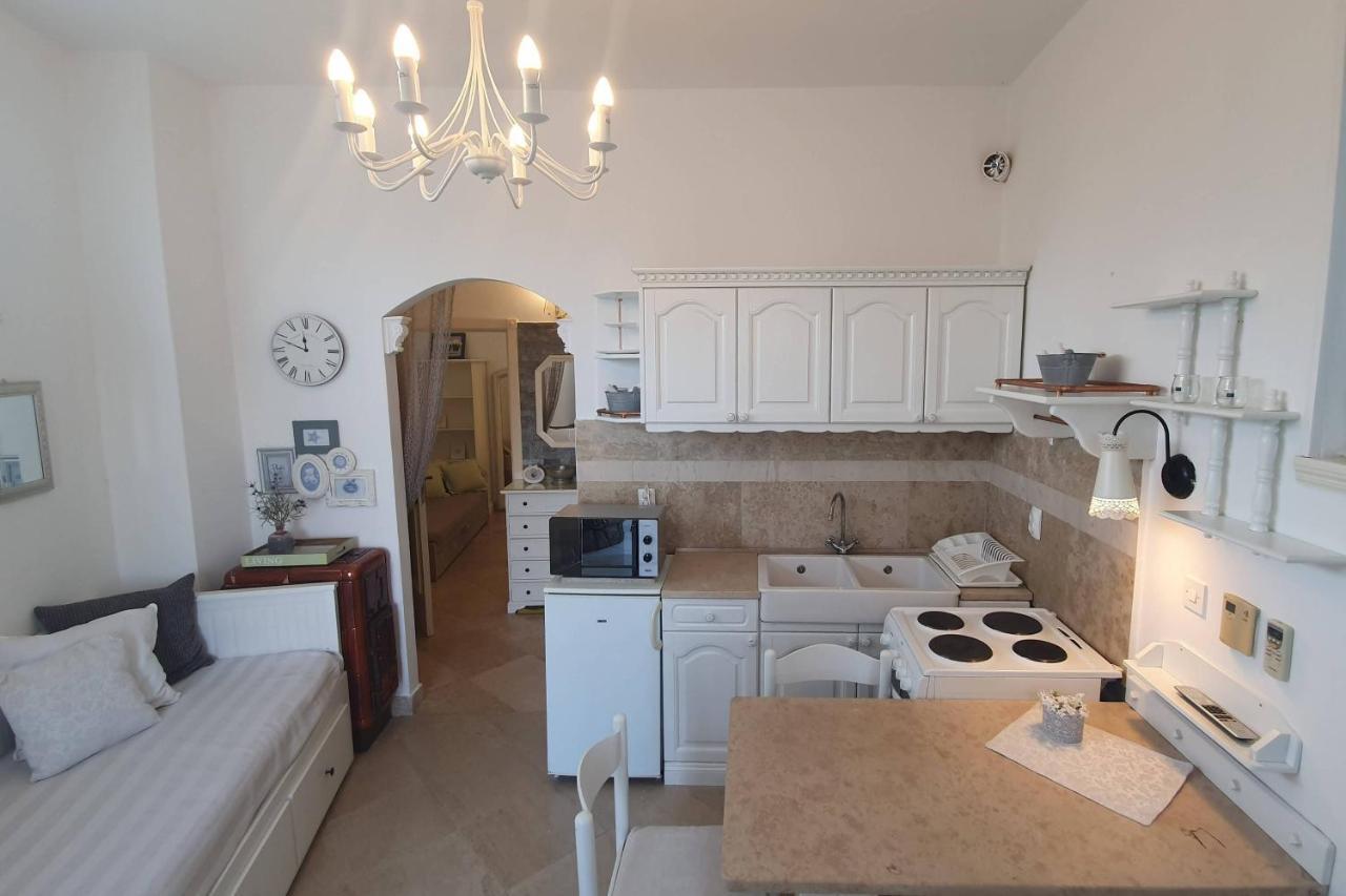 Family Friendly Apartments With A Swimming Pool Lovran, Opatija - 14178 ภายนอก รูปภาพ