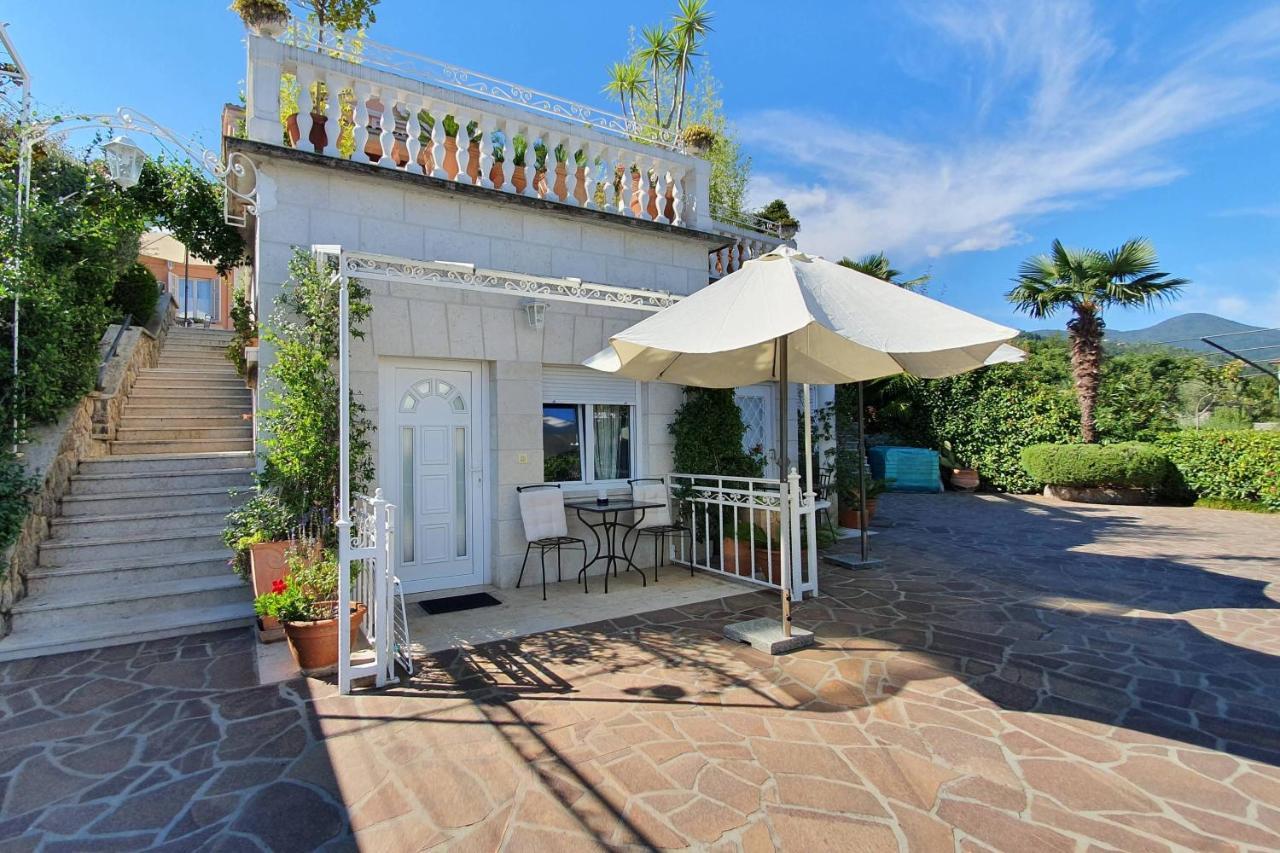 Family Friendly Apartments With A Swimming Pool Lovran, Opatija - 14178 ภายนอก รูปภาพ
