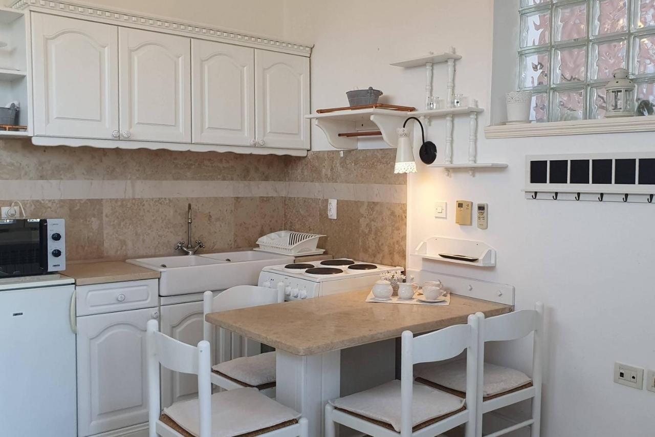Family Friendly Apartments With A Swimming Pool Lovran, Opatija - 14178 ภายนอก รูปภาพ
