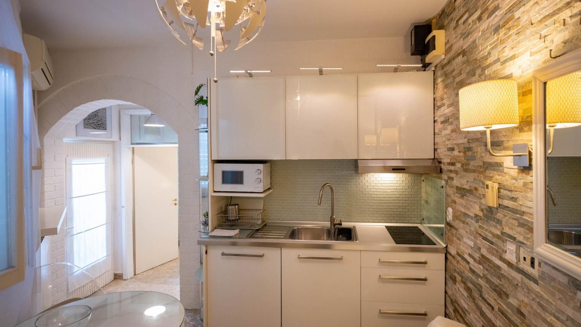 Family Friendly Apartments With A Swimming Pool Lovran, Opatija - 14178 ภายนอก รูปภาพ