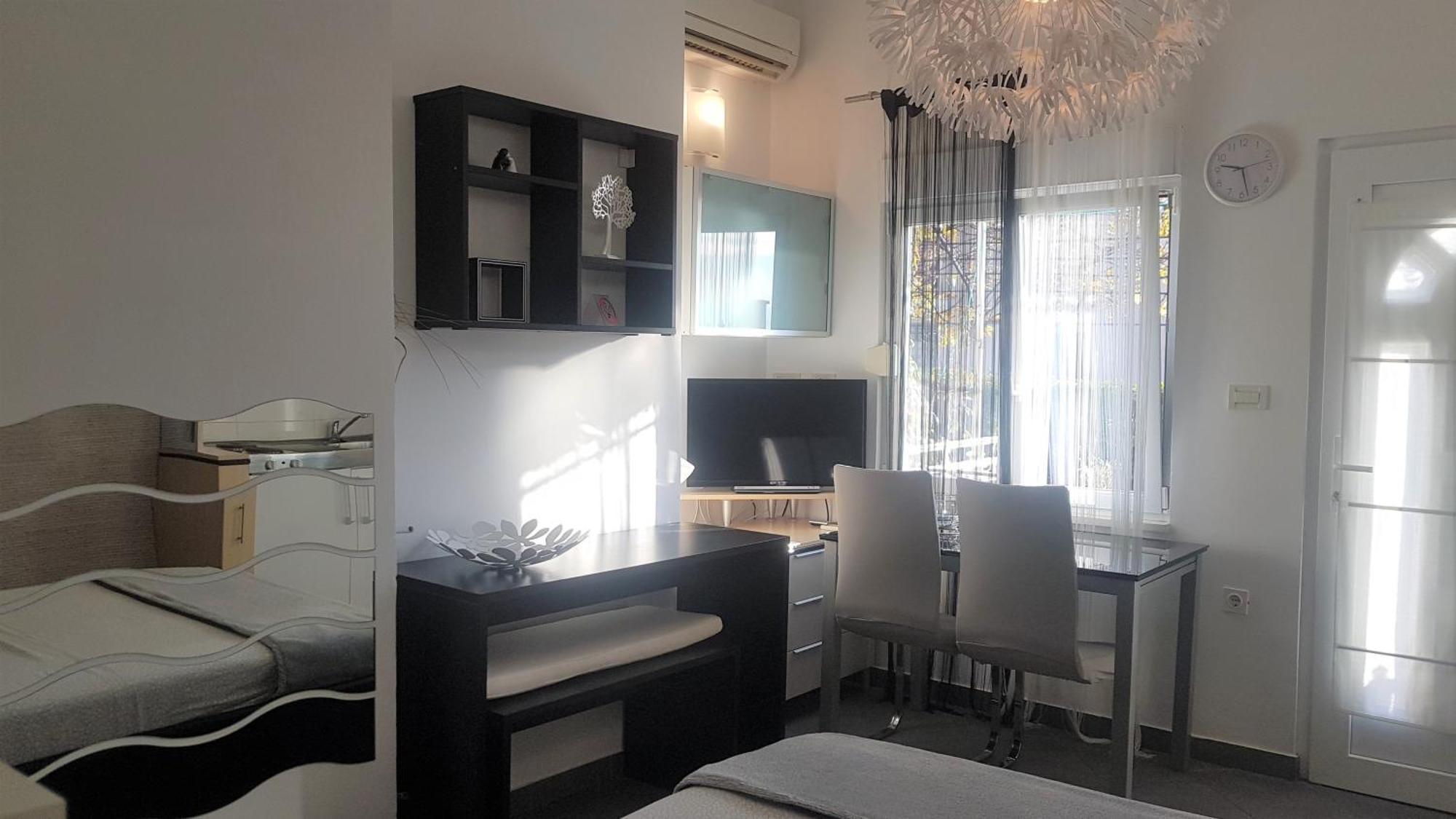 Family Friendly Apartments With A Swimming Pool Lovran, Opatija - 14178 ภายนอก รูปภาพ