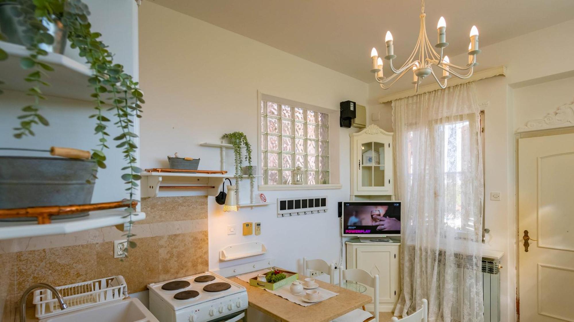 Family Friendly Apartments With A Swimming Pool Lovran, Opatija - 14178 ห้อง รูปภาพ